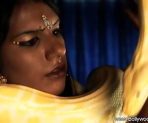 Lovely Woman Seduce Her Lover