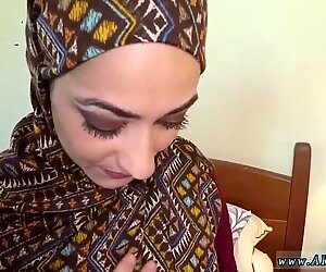 Skin big tits and driving car No Money, No Problem